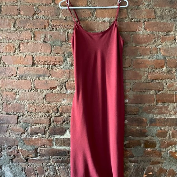 Red American Apparel midi dress - Picture 3 of 4